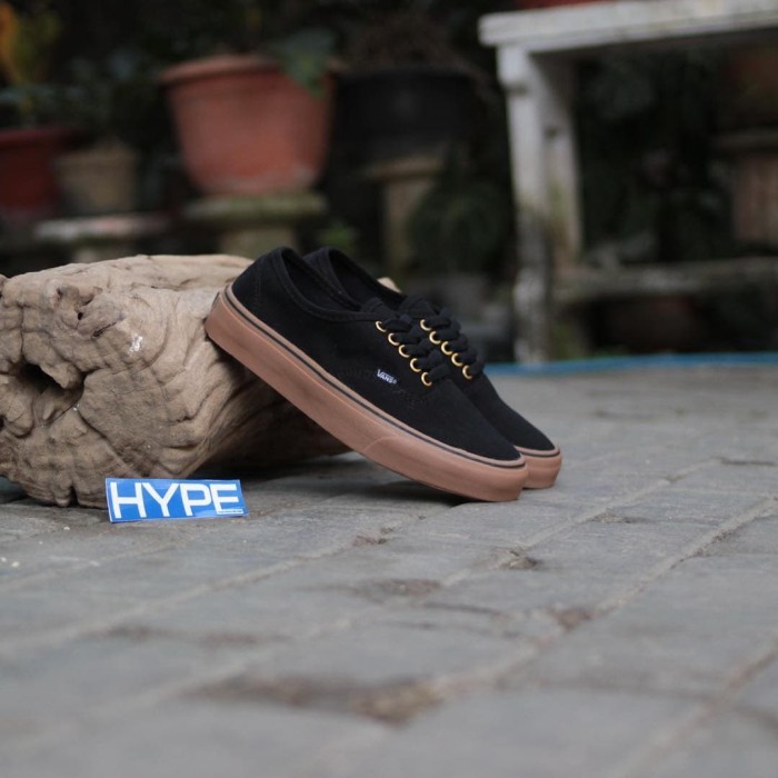 Harga Sepatu Vans Black Gum Original Travelbon.com Harga Sepatu Vans Black Gum Original Travelbon.com