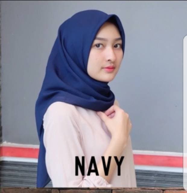 5 Model Tutorial Hijab Segi Empat Yang Semakin Digandrungi Hijabers