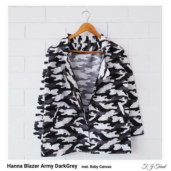 Hanna Blazer Loreng Dark Grey