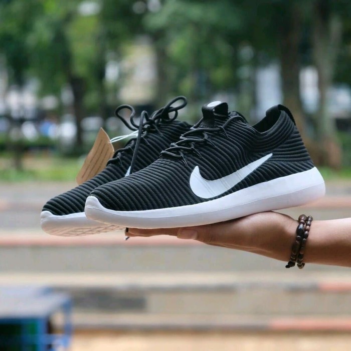 roshe flyknit 1