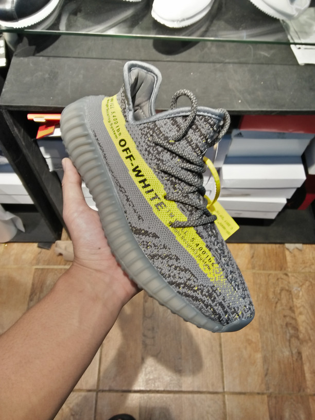 Jual Sepatu Adidas Yeezy Boost 350 V2 Beluga 2.0 Off White DKI Jakarta AkbarSneakers | Tokopedia Jual Sepatu Adidas Yeezy Boost 350 V2 Beluga 2.0 Off White DKI Jakarta AkbarSneakers | Tokopedia
