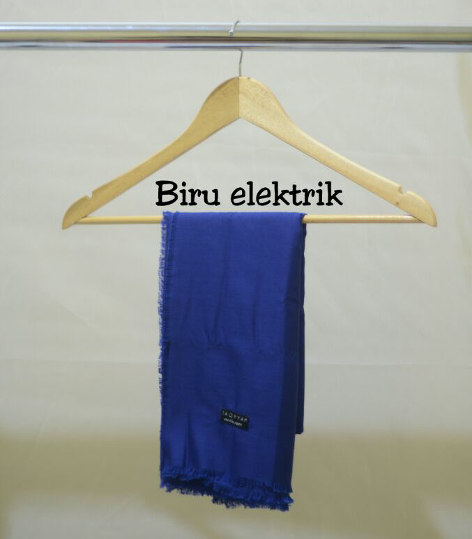 Jual Kerudunh Segi Empat Rawis Warna Biru Elektrik Kab Jember Taqiyyah Id Tokopedia Segi Empat Rawis Warna Biru Elektrik