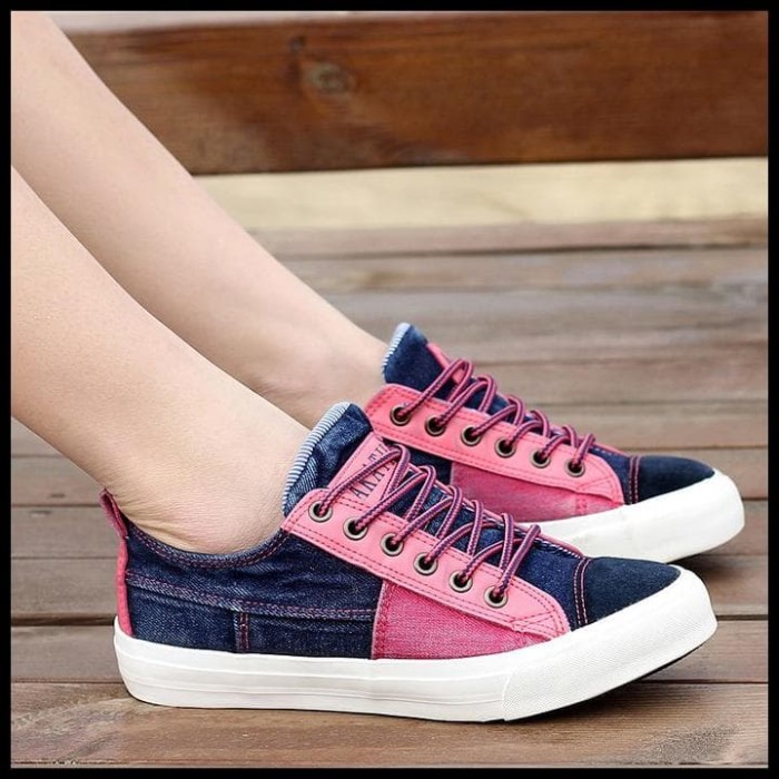 Katalog Hot Sandal Wanita Casual Hargano.com Katalog Hot Sandal Wanita Casual Hargano.com
