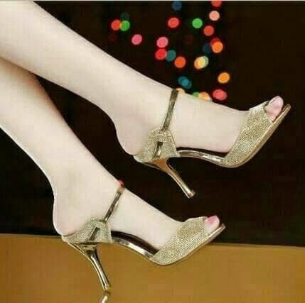 SEPATU SANDAL WANITA HIGHHEELS WARNA GOLD HAK LANCIP HEEL HEELS