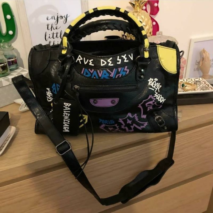 tas balenciaga graffiti original