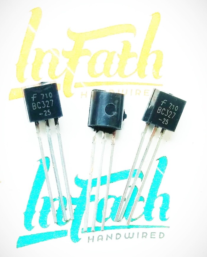 Transistor FET 2N5457 Fairchild N-channel very low noise Case:TO-92 Transistor FET 2N5457 Fairchild N-channel very low noise Case:TO-92