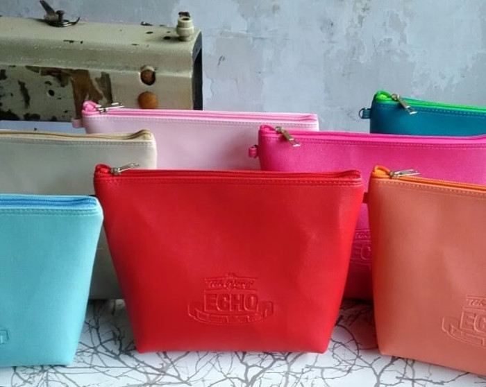 Souvenir Pernikahan Pouch Std Import Pouch Kulit Embos Wedding Souvenir Pernikahan Murah Souvenir Pernikahan Pouch Std Import Pouch Kulit Embos Wedding Souvenir Pernikahan Murah
