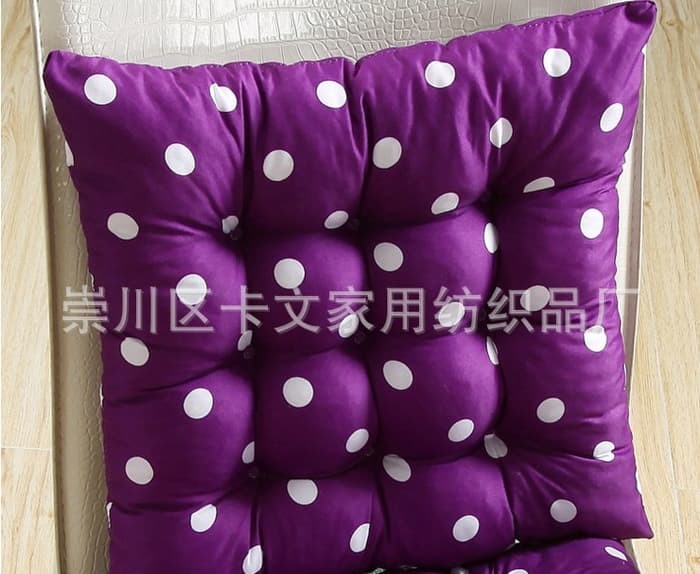 BANTAL ALAS DUDUK BANTAL KURSI NYAMAN LEMBUT MOTIF POLKADOT - tm470