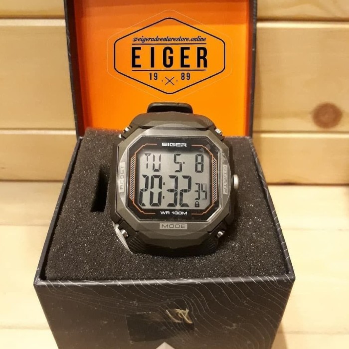 digital digital watch