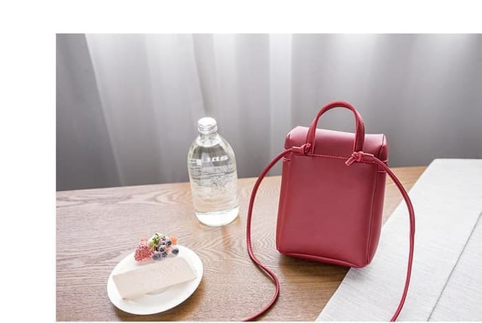 Tas selempang kecil wanita buat wadah handphone/dompet