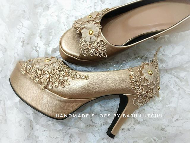 Jual Platform heels gold sepatu wedding shoes nikah wisuda prom - Kota