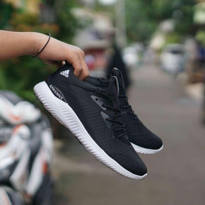 Sepatu Adidas Ultraboost Fullwhite Putih Sneakers Olahraga Jogging