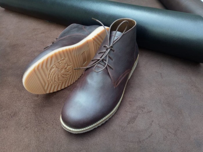 custom chukka boots