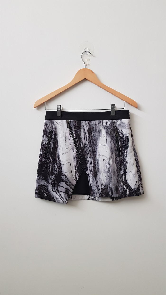 Info Zara Basic Black Hargano.com Info Zara Basic Black Hargano.com