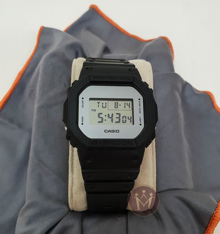 g shock dw 5600bbma