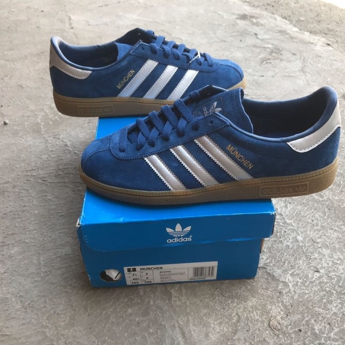adidas munchen navy silver
