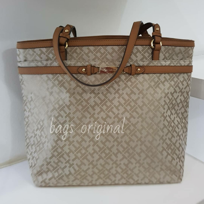 tommy hilfiger tote