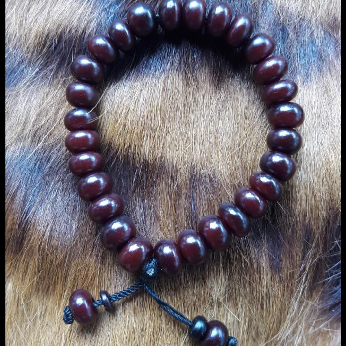 Gelang akar bahar merah original Maluku Ambon tembus senter