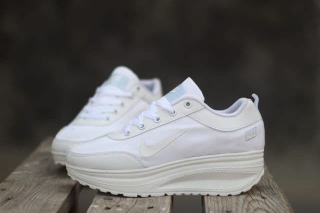 Sneakers Full Wanita Wedges White Jual Sepatu Nike Terlaris Terbaru xoWdCBer