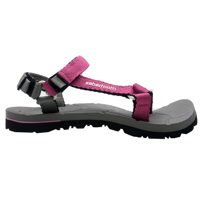 SABERTOOTH Sandal Gunung Traventure Intera Averon size 32 s/d 47 | Shopee Indonesia. Source · Produk dari Brand Resmi