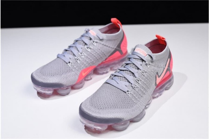 vapormax crimson pulse