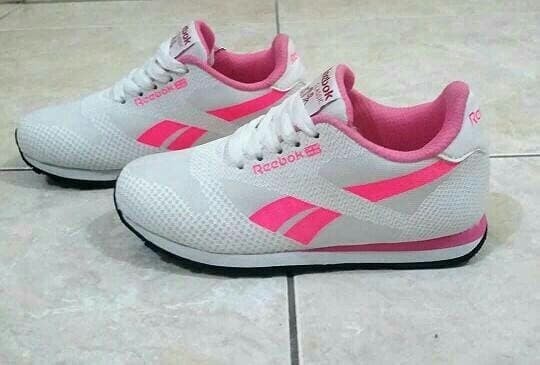white reebok kids