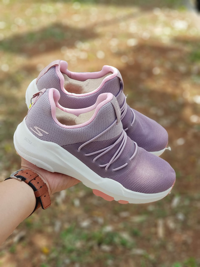 skechers ultra go one