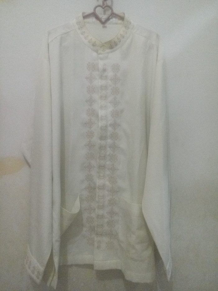 ... Aksesories Pelengkap Beskap Hewes ... - BARBIE Mainan Replika Resor. Source · Baju koko Batik Keris