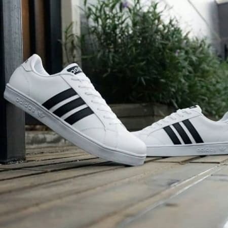 Sepatu Adidas Ultraboost Fullwhite Putih Sneakers Olahraga Jogging