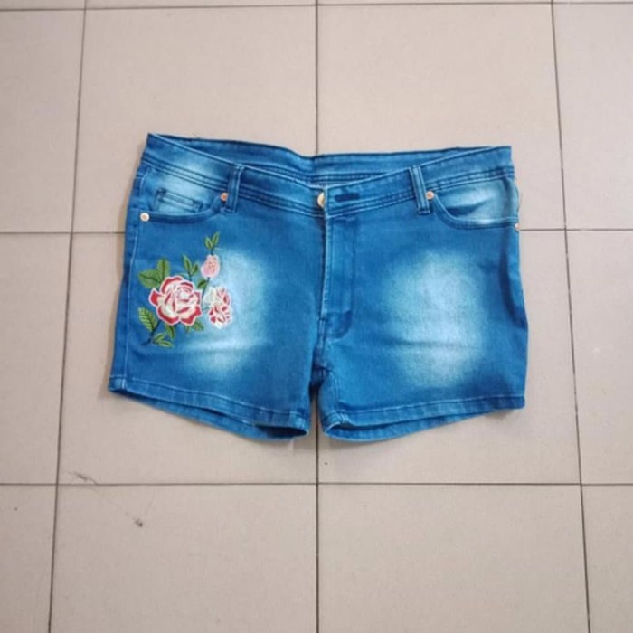 Info Model Hot Pants Travelbon.com Info Model Hot Pants Travelbon.com