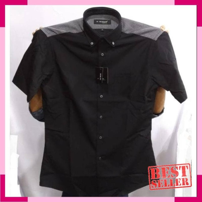 Kemeja Alisan Slimfit Hitam Kombinasi Bahu Lengan Pendek