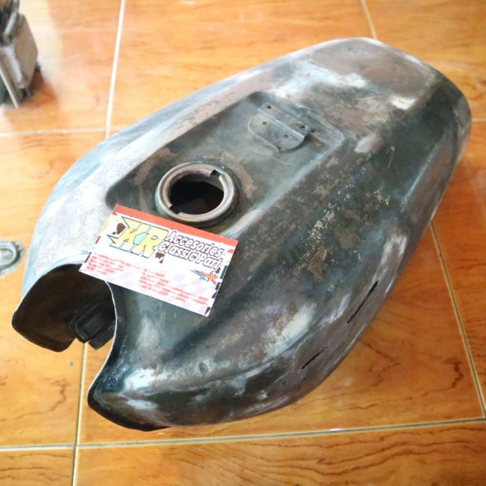 Jual Tangki Gl 100 Ori Copotan Motor Cak Tommy Kr Acc Part Tokopedia