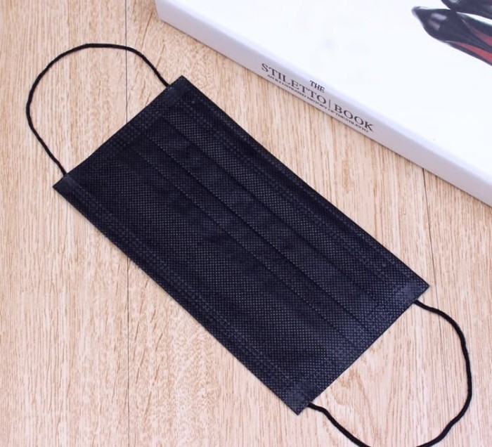 Foto Produk Masker kain KPOP motif hitam polos idol korea - Hitam dari JOW