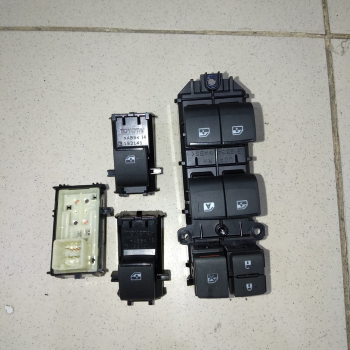 Jual switch master saklar power window innova reborn 2016 up original