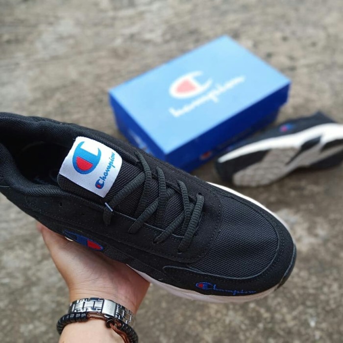 sepatu champion slip on