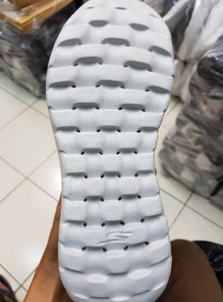 skechers sn 54600