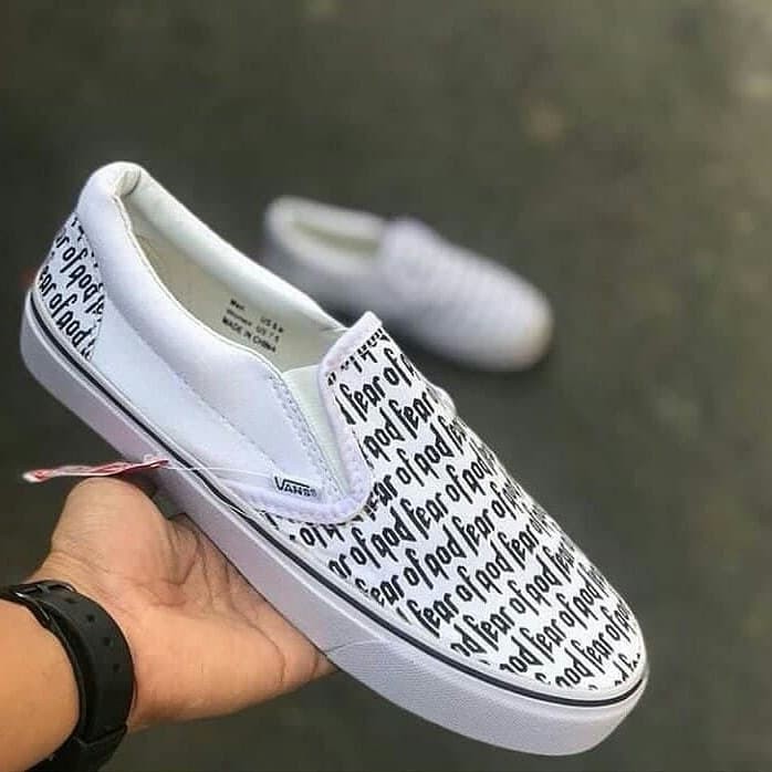 sepatu vans slip on