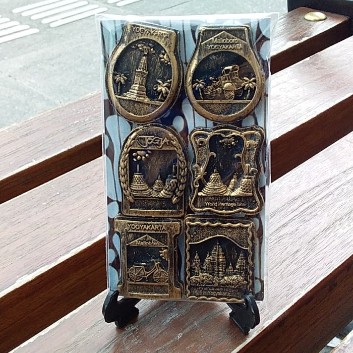 Foto Produk Magnet Kulkas Mini Wisata Jogja Jateng dari RAFANIA SOUVENIR JOGJA