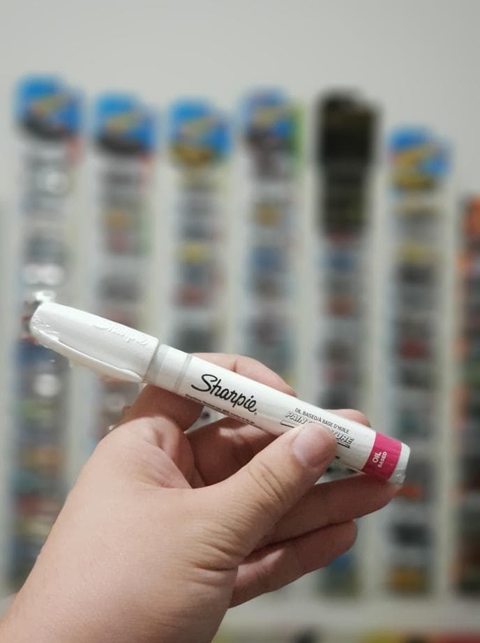 white oil sharpie boost