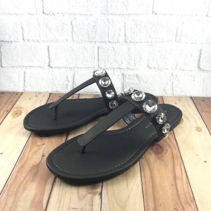 sandal charles n keith