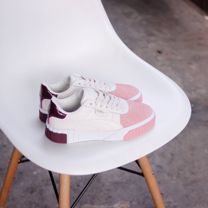 Jual SELENA  GOMEZ  X  PUMA  CALI REMIX WHITE SOFT PINK 