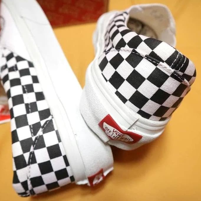 vans slip on crazy world