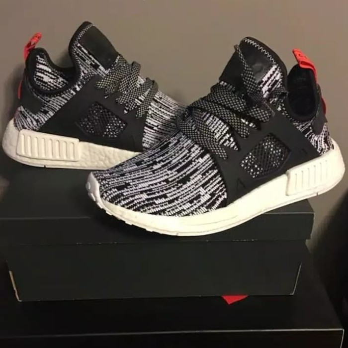 nmd xr1 glitch camo oreo
