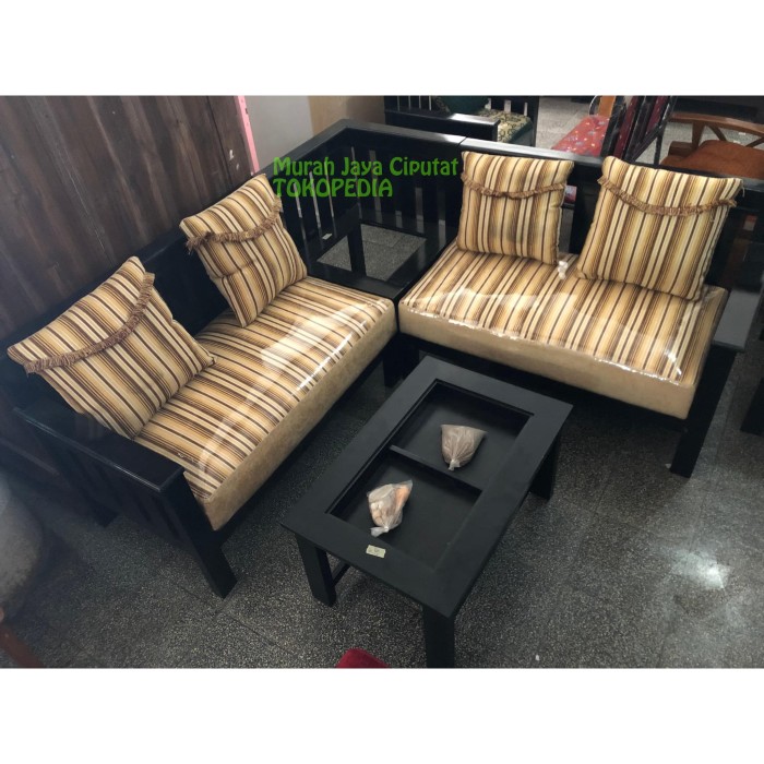 Jual Sofa Kursi Bangku Ruang Tamu  kayu dgn Meja Sudut 