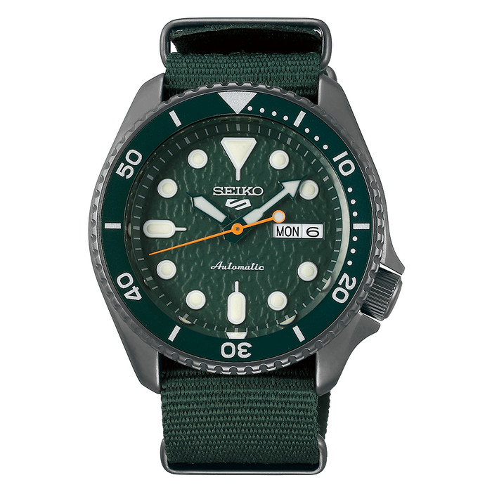 seiko series 5 green