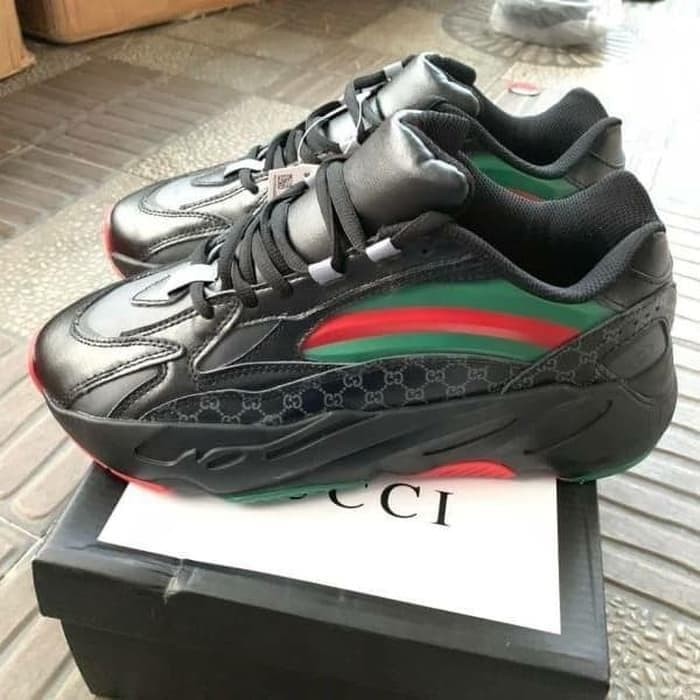 gucci x yeezy wave runner 700