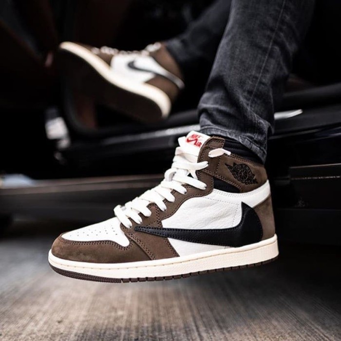 sepatu travis scott