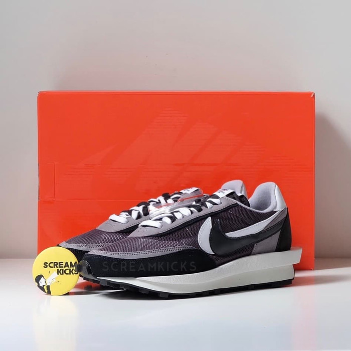 nike sacai ld waffle black