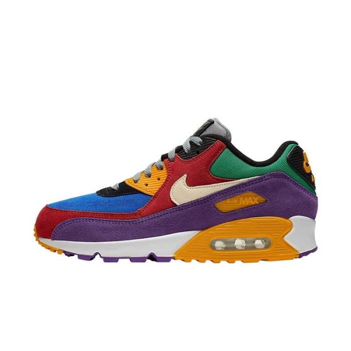 nike air max 90 essential trainers in purple