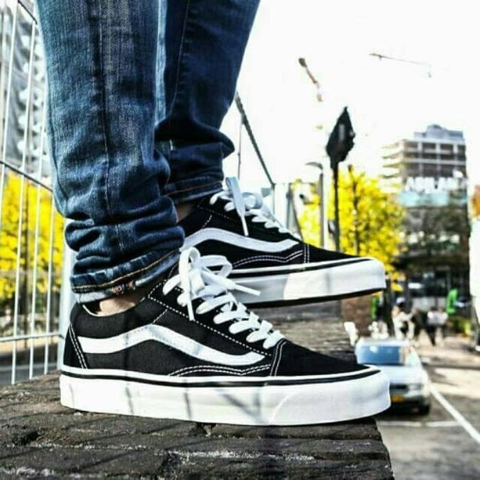 zalora vans pria